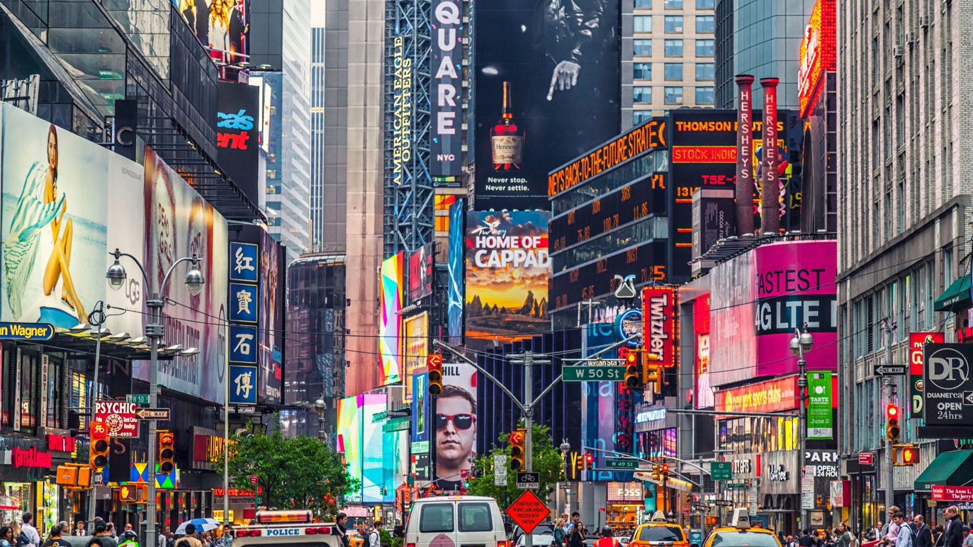 WTD world trade display dooh solutions