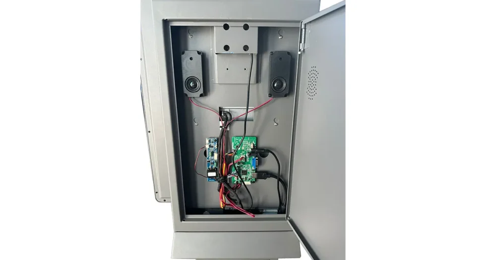 wtd-world-trade-display-indoor-floor-staniding-kiosk-summuw-series-8